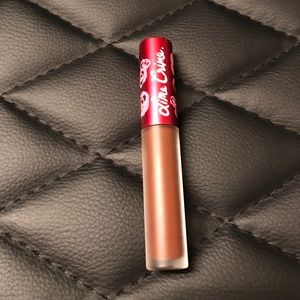 Liquid lipstick