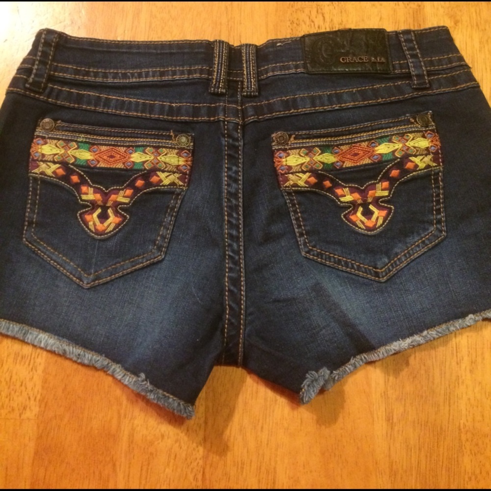 Grace in La Jean shorts