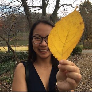 Meet your Posher, Crystal