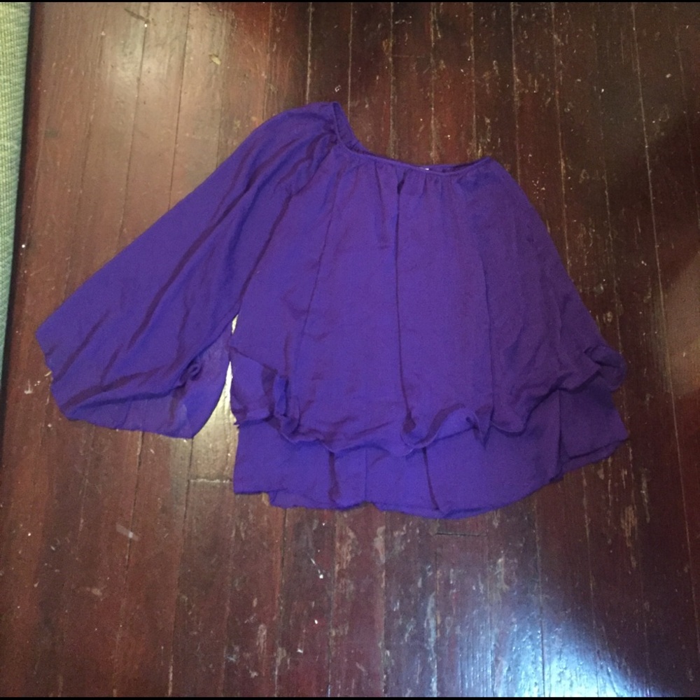 NWT brand: a wear. asymmetric peasant top. Size 8.