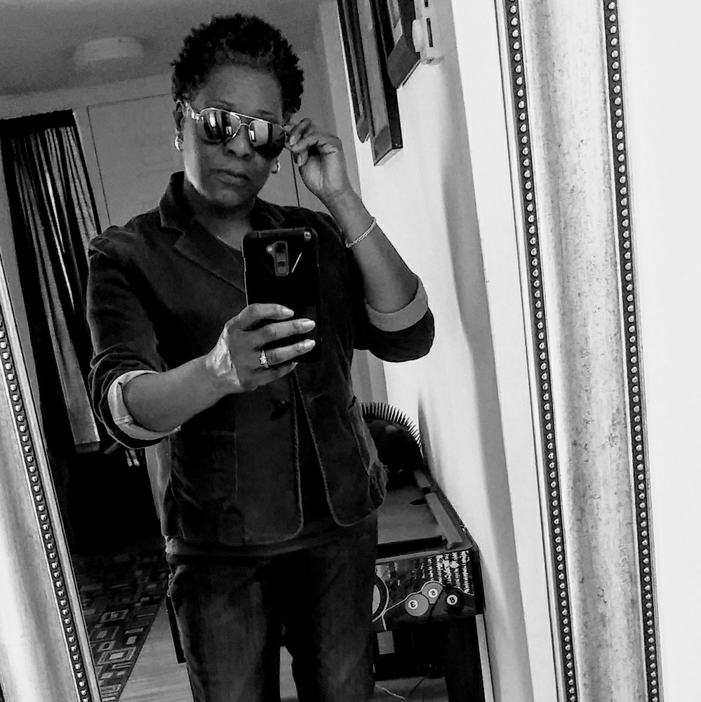 Meet your Posher, Latanya