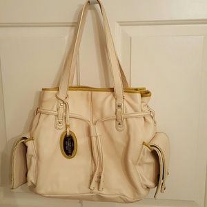 Maxximum New York  Pebbled Leather Purse
