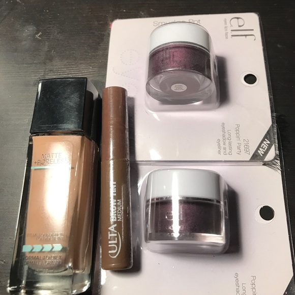 Make up bundle - Picture 3 of 3