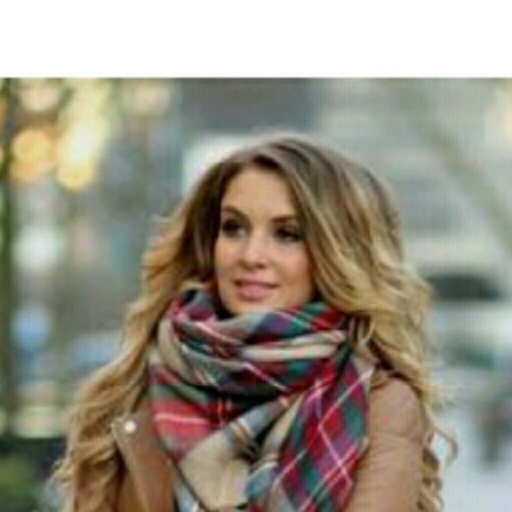 Meet your Posher, Mirsa