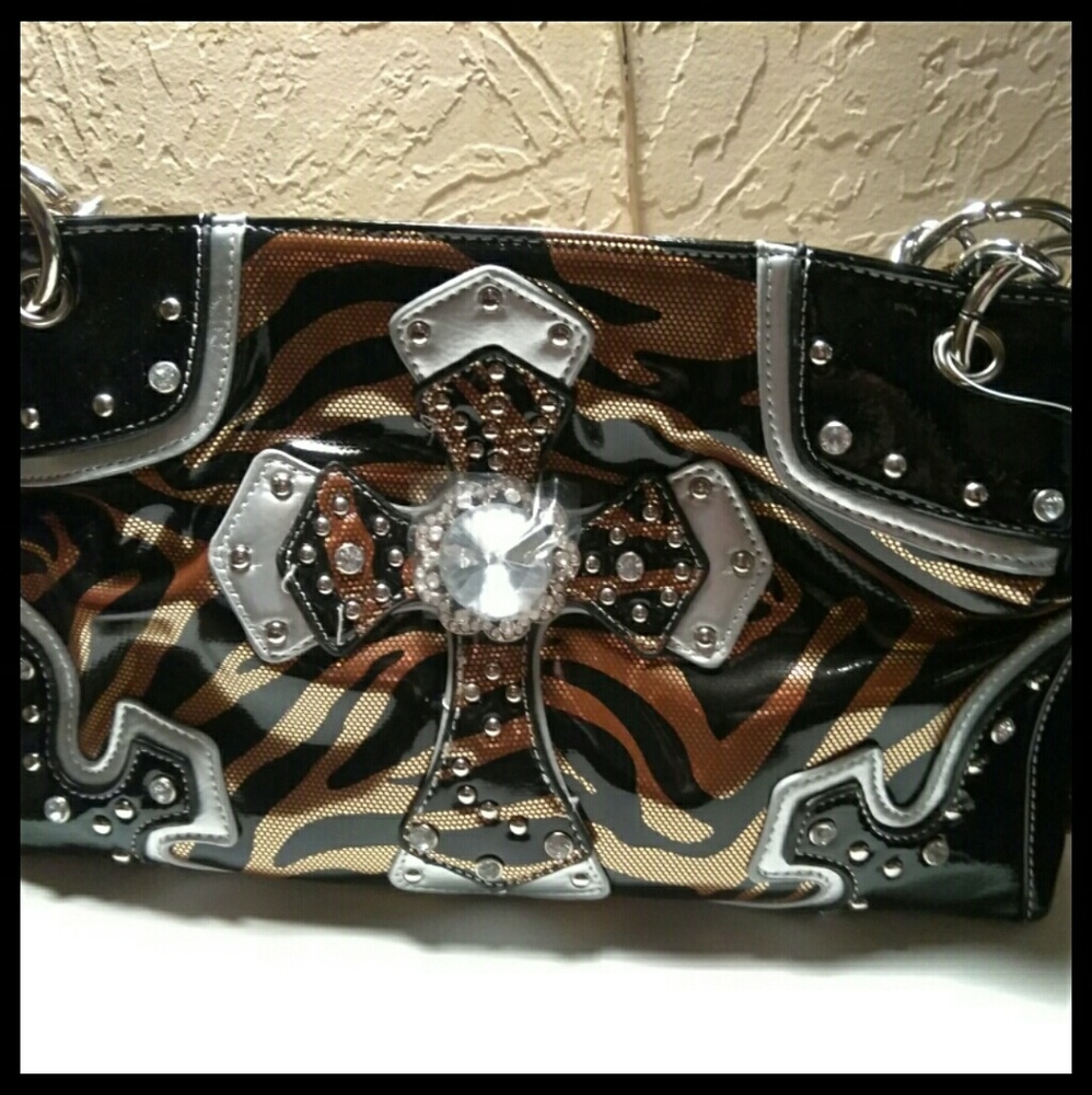 Today Only Sale!!Gorgeous Cross Purse