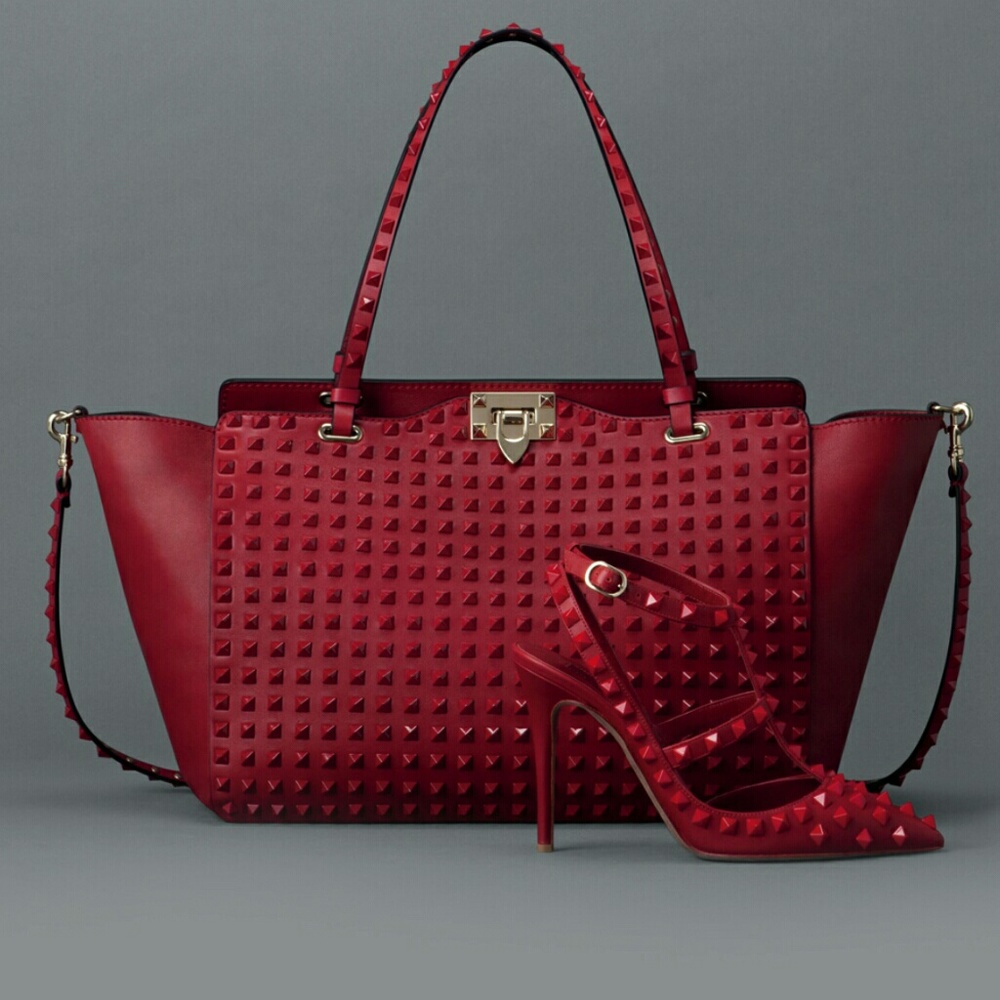 Authentic very limited Valentino Rouge Medium Tote