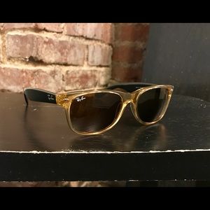 Ray-Ban New Wayfarer Sunglasses