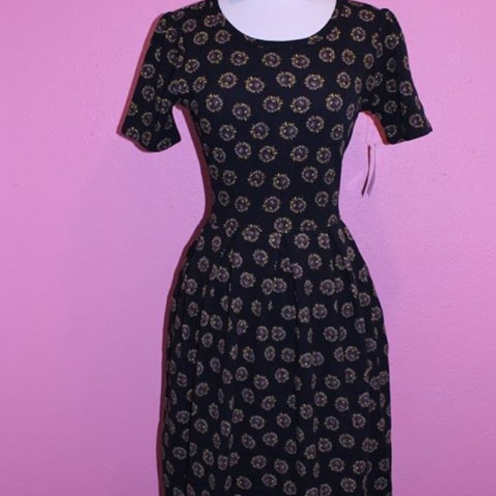 LuLaRoe Amelia, size Medium - worn once