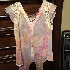 Short over tank top shirt with lace