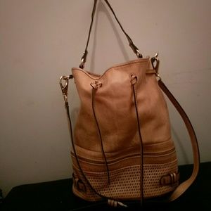 Salmon she-lo leather bag