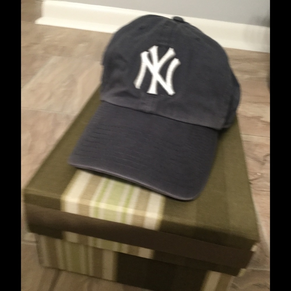 Women's Yankees Baseball Hat