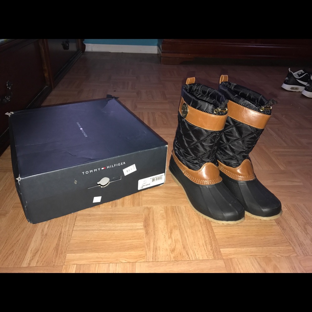 Brand NEW Tommy Hilfiger Rain boots