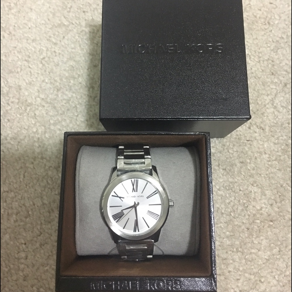 NWT MICHAEL KORS Watch MK3489 Women Hartman Silver