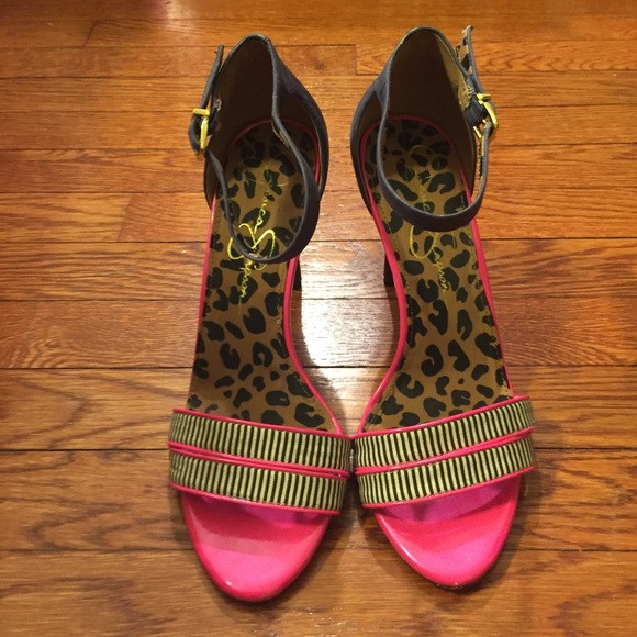 Jessica Simpson heels - Picture 1 of 4