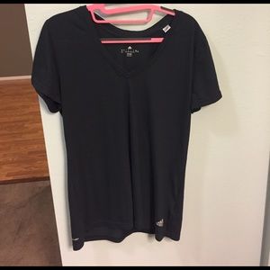 Black Adidas Large tshirt
