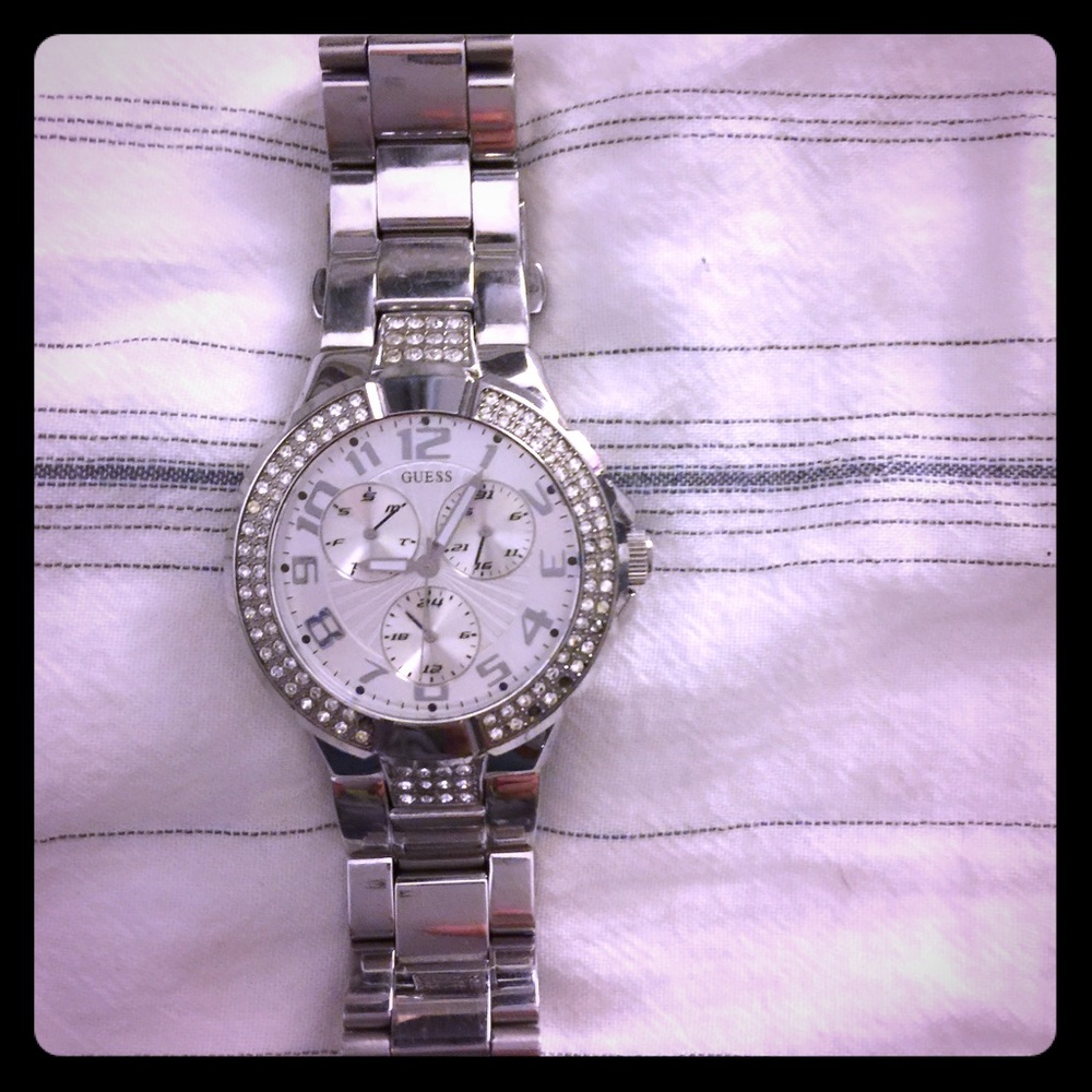 💕Stainless steel and silver guess watch