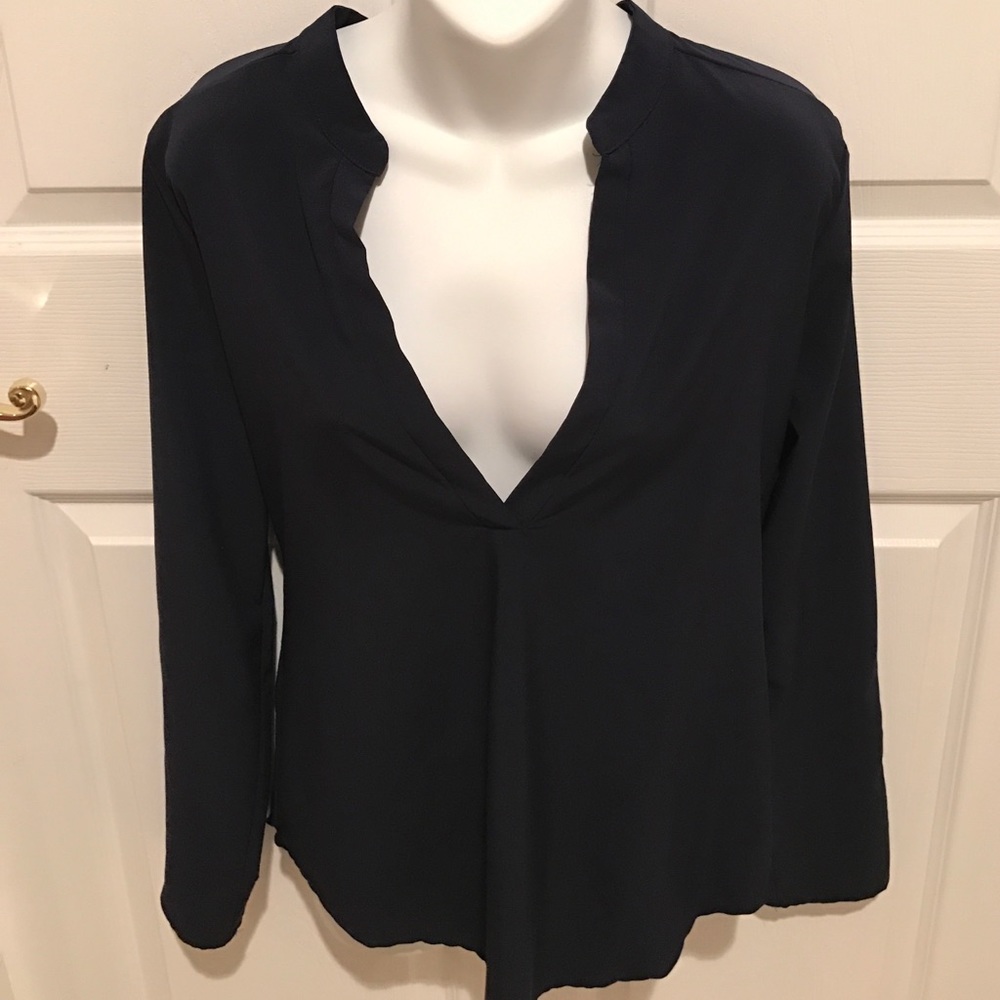 🎈PRICE REDUCED 🎉Charlotte Russe V-neck blouse
