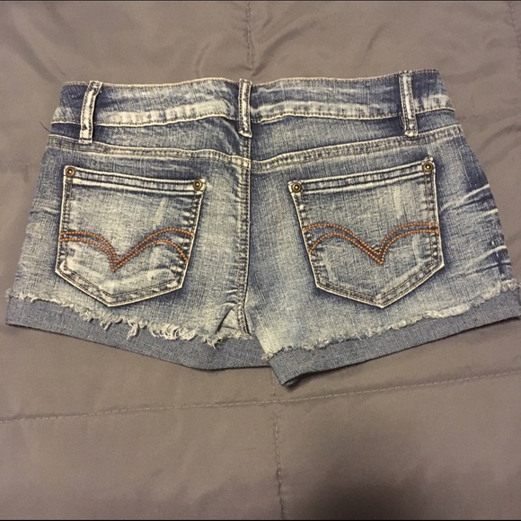 Juniors Jean Shorts - Wallflower - Picture 2 of 2