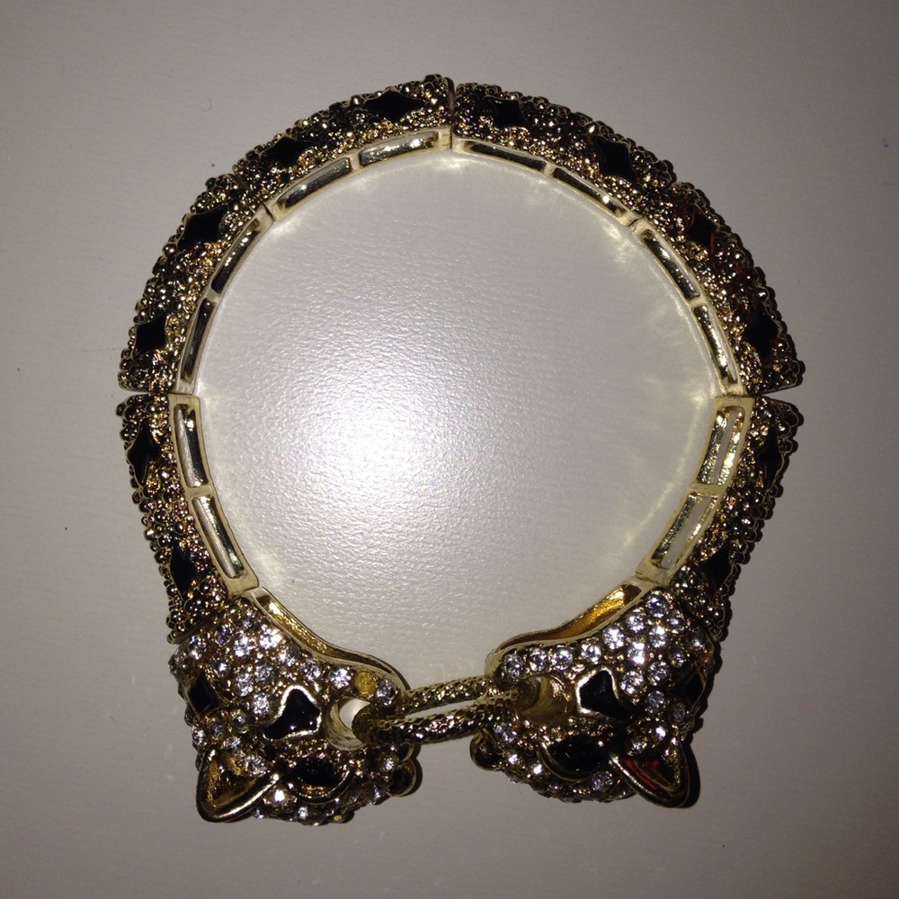 Jewelmint Wildcat Bracelet