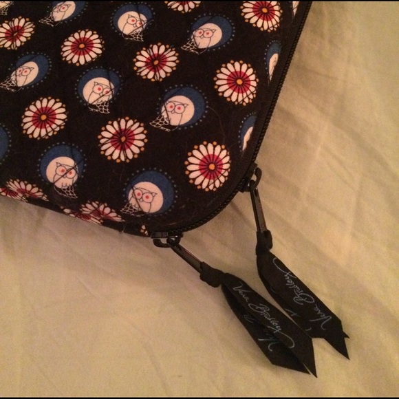 Vera Bradley laptop carrier - Picture 3 of 3