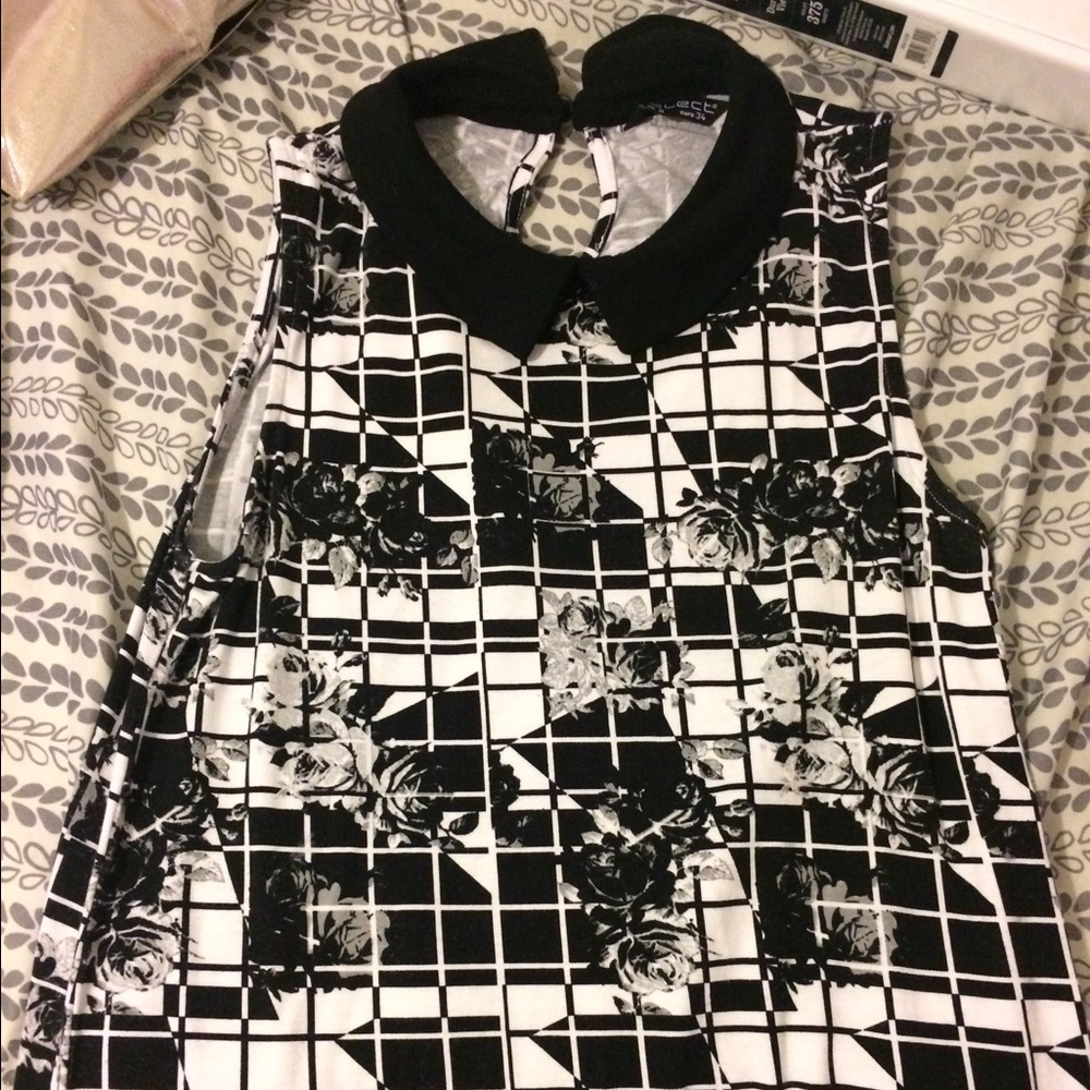 peter pan collared tank top