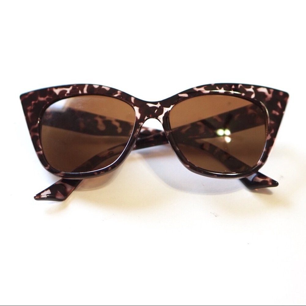Quay Sunglasses