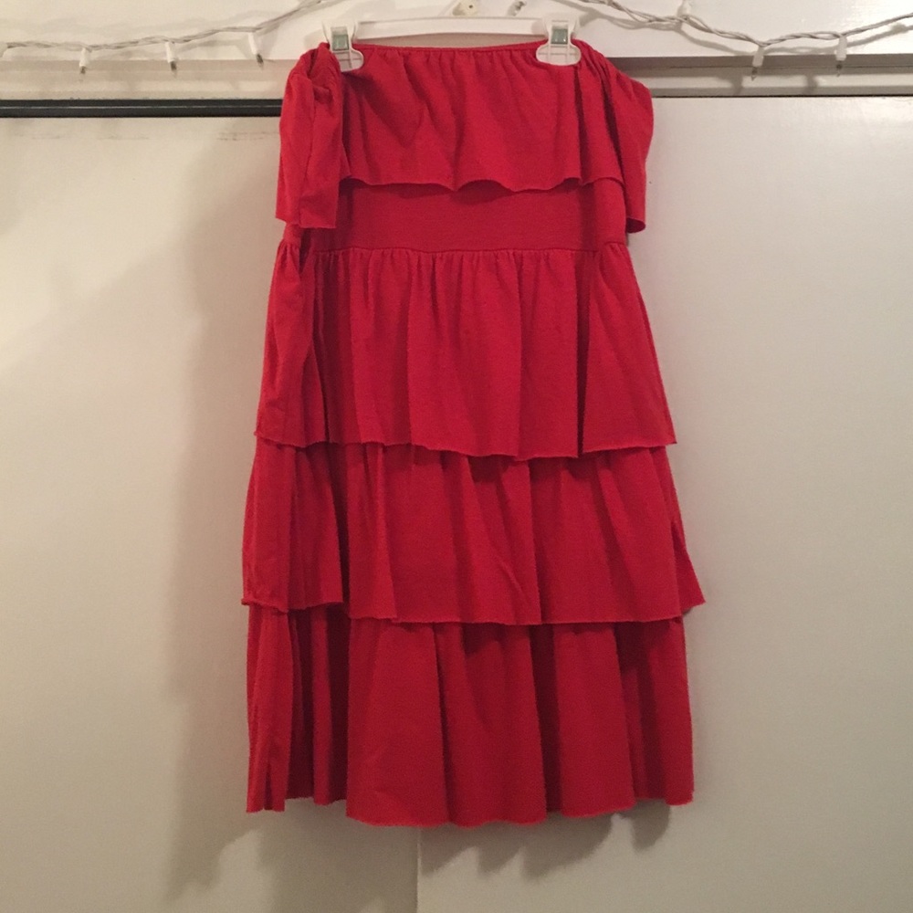 Red tiered strapless sundress