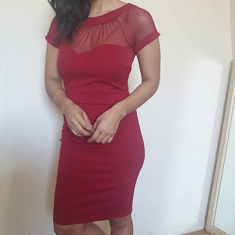 ๐ฅSALE๐ฅKATE RED MESH BODYCON DRESS - Picture 3 of 4