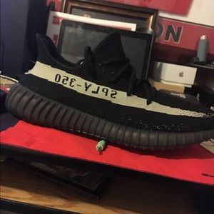 Yeezy Boost V2 350
