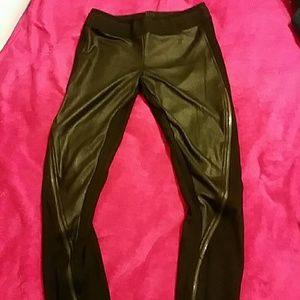 BCBG Maxazria matte zipper leggings