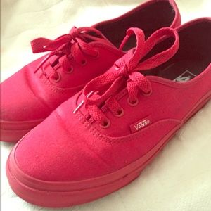 Red Vans. ❣️❣️❣️❣️