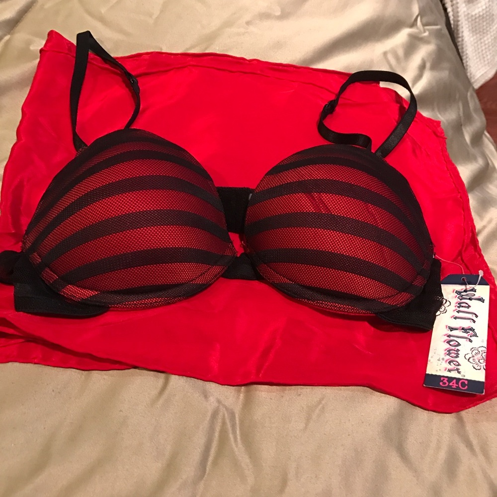 ❤️❤️ RED&BLACK LACE BRA!! ❤️❤️