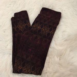 LuLaroe leggings, one size, purple diamond print