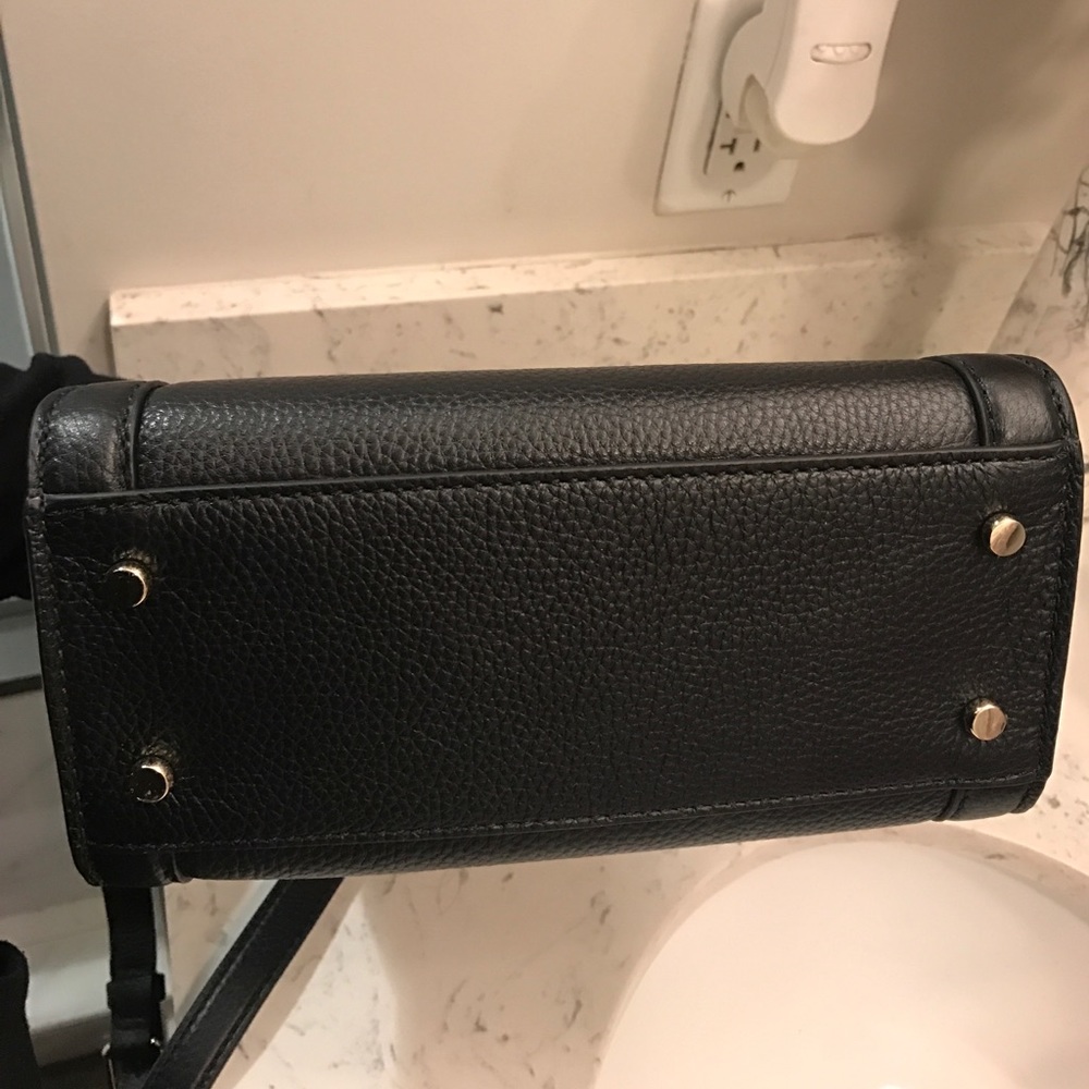 Kate Spade Purse - Picture 3 of 5