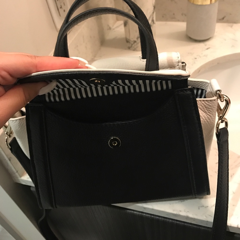 Kate Spade Purse - Picture 4 of 5