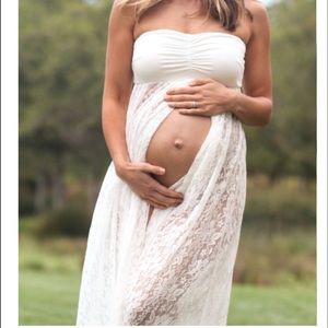 Lace maternity photoshoot dress / gown