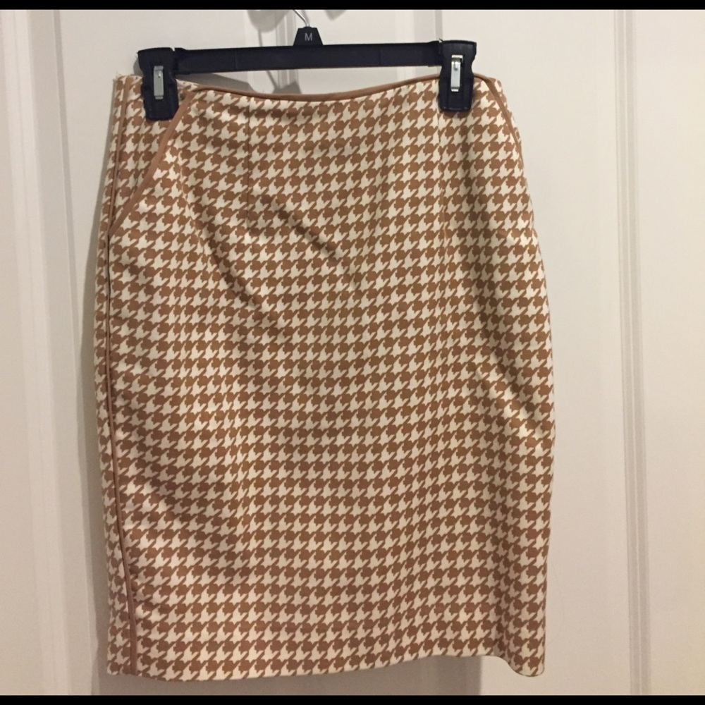 Houndstooth Pencil skirt