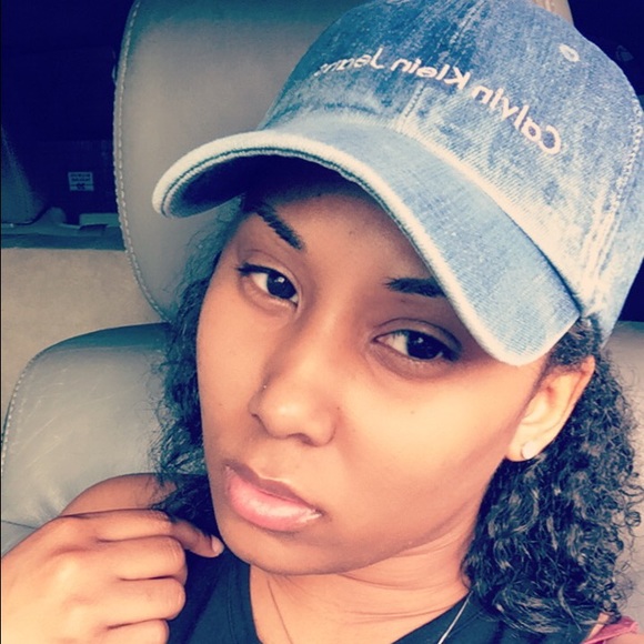 Meet your Posher, Jazmine - Picture 1 of 1