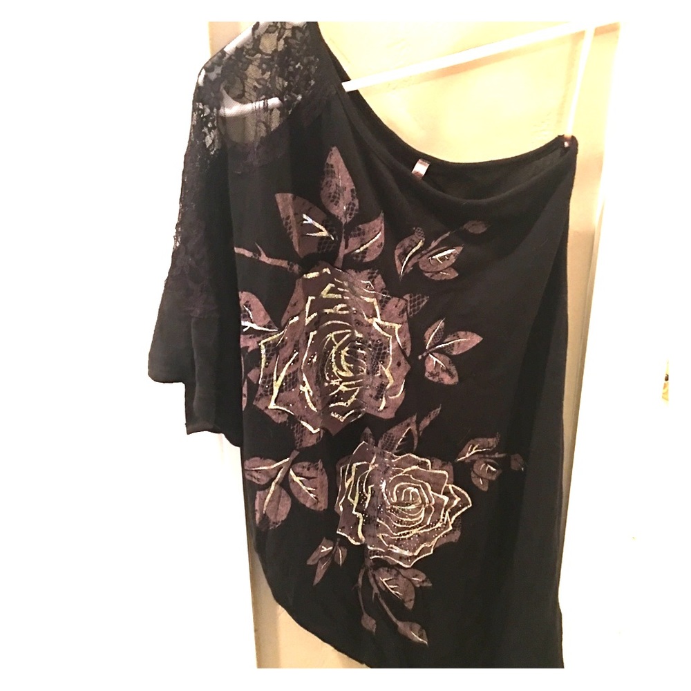 One shoulder top. Size small.