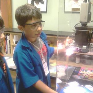 Meet your Posher, Sindeed