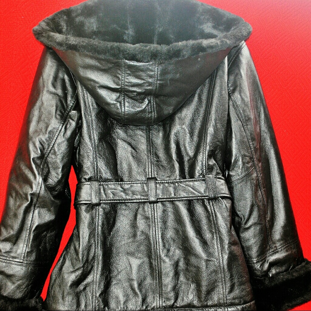 NEW Genuine Leather Coat w Faux Fur Lining - Picture 2 of 4