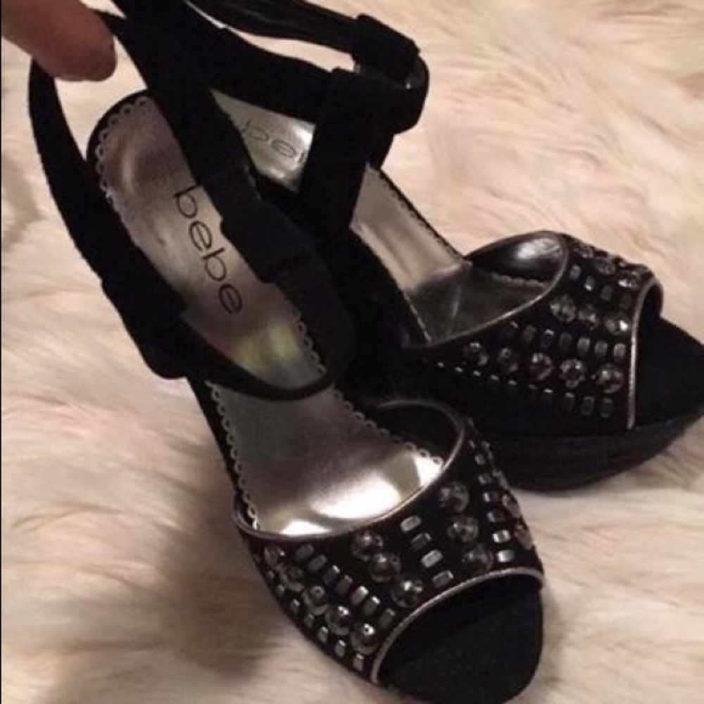 Bebe shoes size 6.5 wedges like new