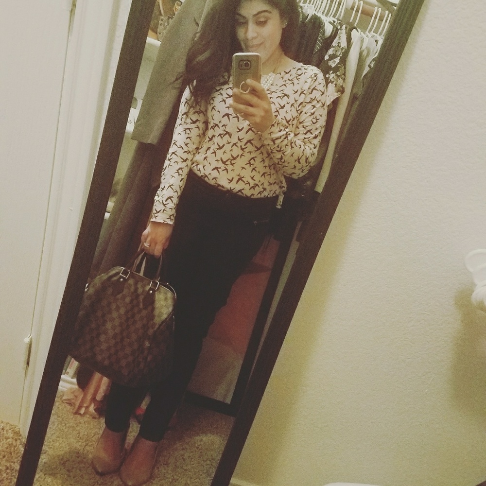 Meet your Posher, Nina