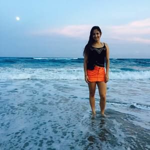 Meet your Posher, Clara