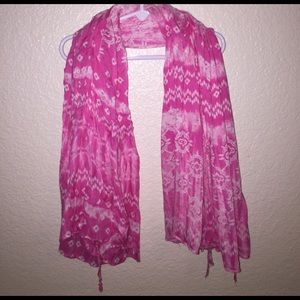 Pink patterned scarf