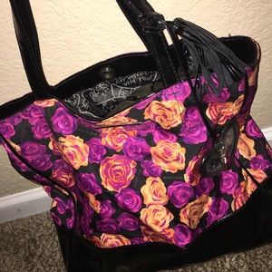⚡️flash sale⚡️Betsey Johnson floral tote