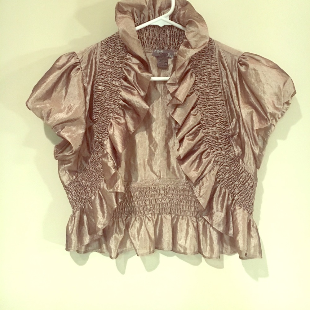 Short sleeve stylish half length jacket