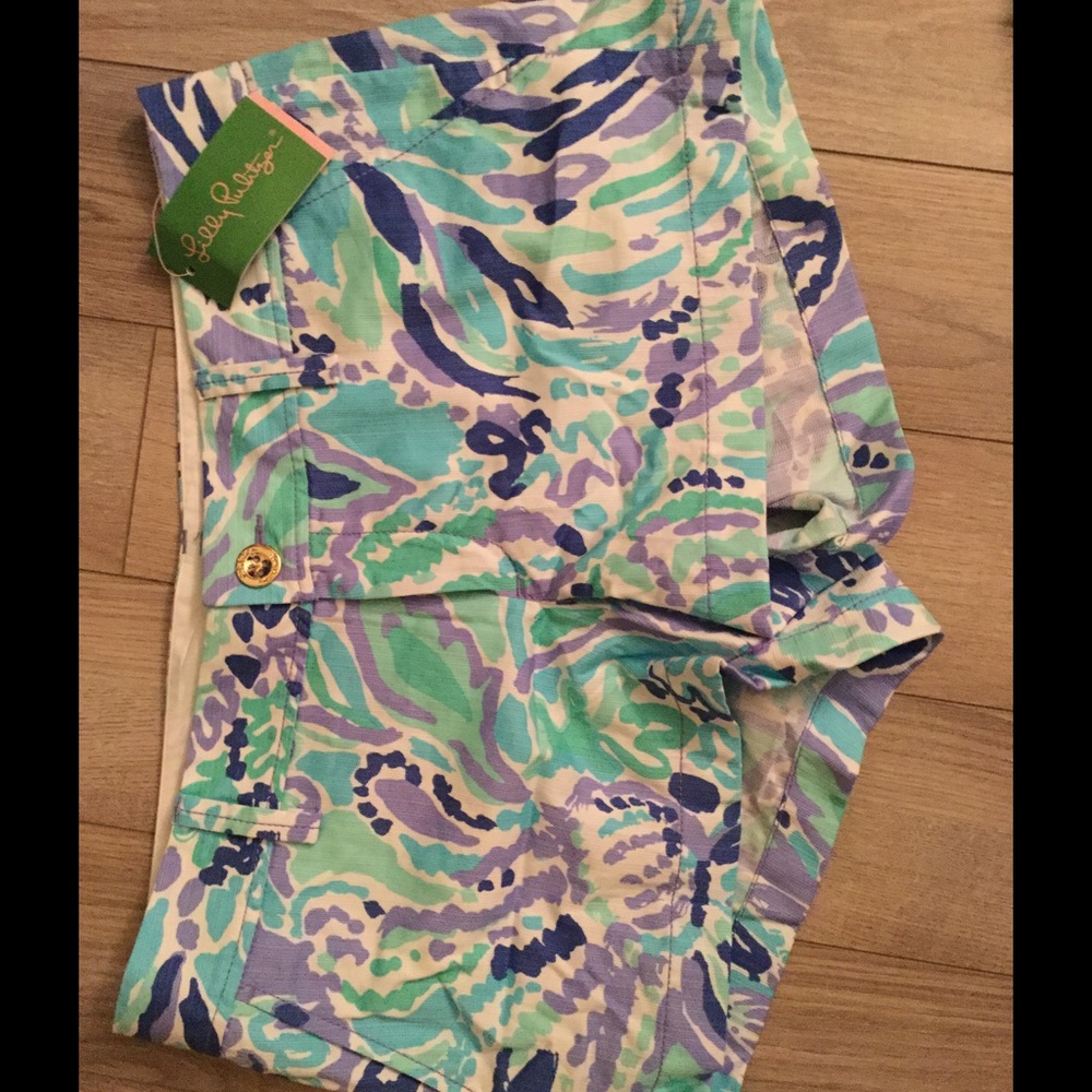 Lilly Pulitzer Walsh Short Lily's Lilac Size 8