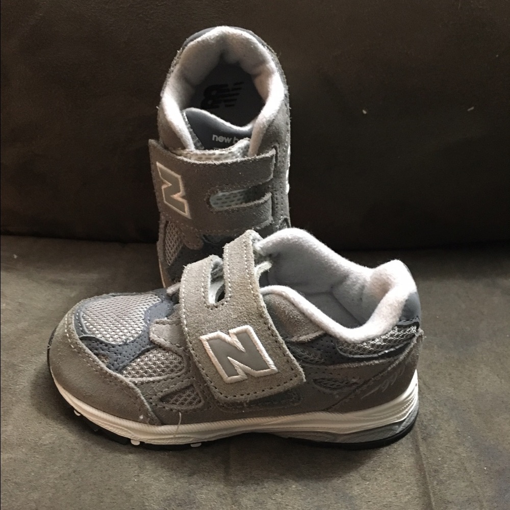 New Balance 990 Toddler Sneakers