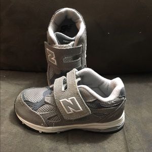 New Balance 990 Toddler Sneakers